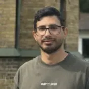 Yashar Ahmadyar Razlighi. Photo.