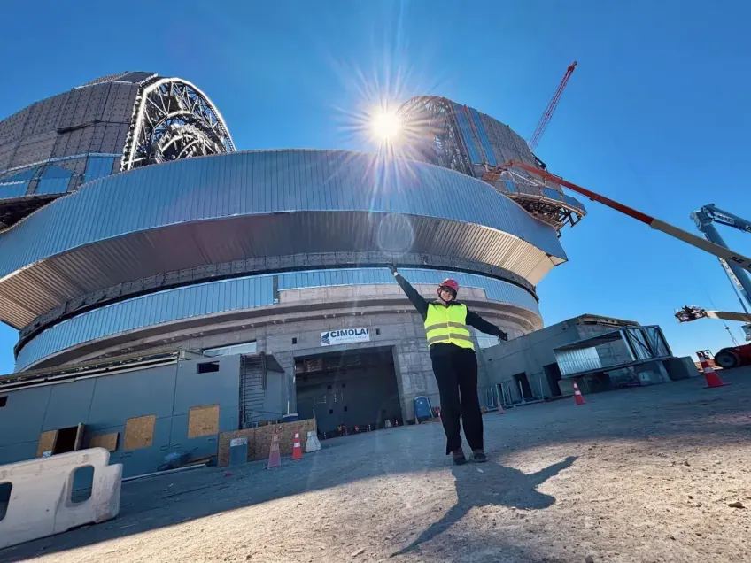 Bibiana Prinoth vid Extremely Large Telescope. Foto.